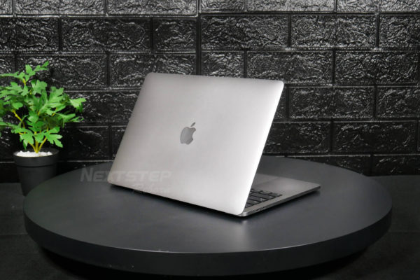 Apple MacBook Pro 13 2017 i5 8 256 (5)