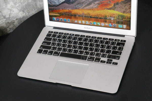 Apple Macbook Air 13 2017 i5 (7)