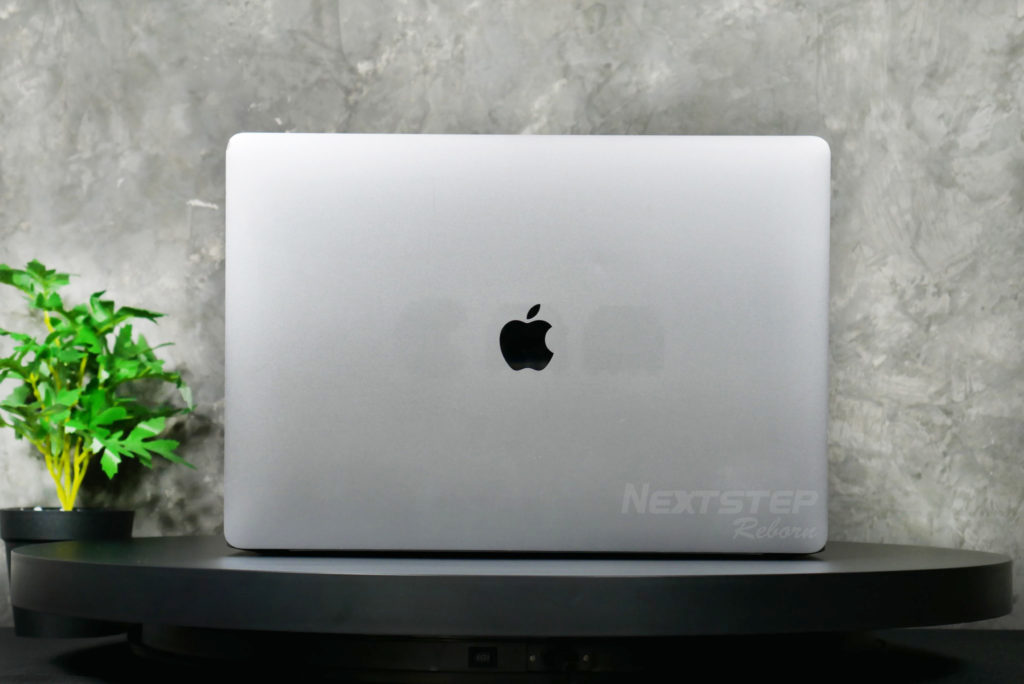 Apple Macbook Pro 15 2018 i7 16 ssd1tb 560x (6)