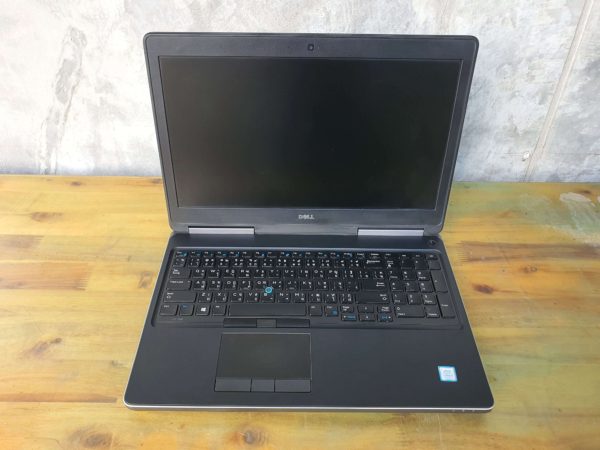 Dell Precision 7520 Mobile Workstation i7 7700hq 16 1tb m1200 resize (1)