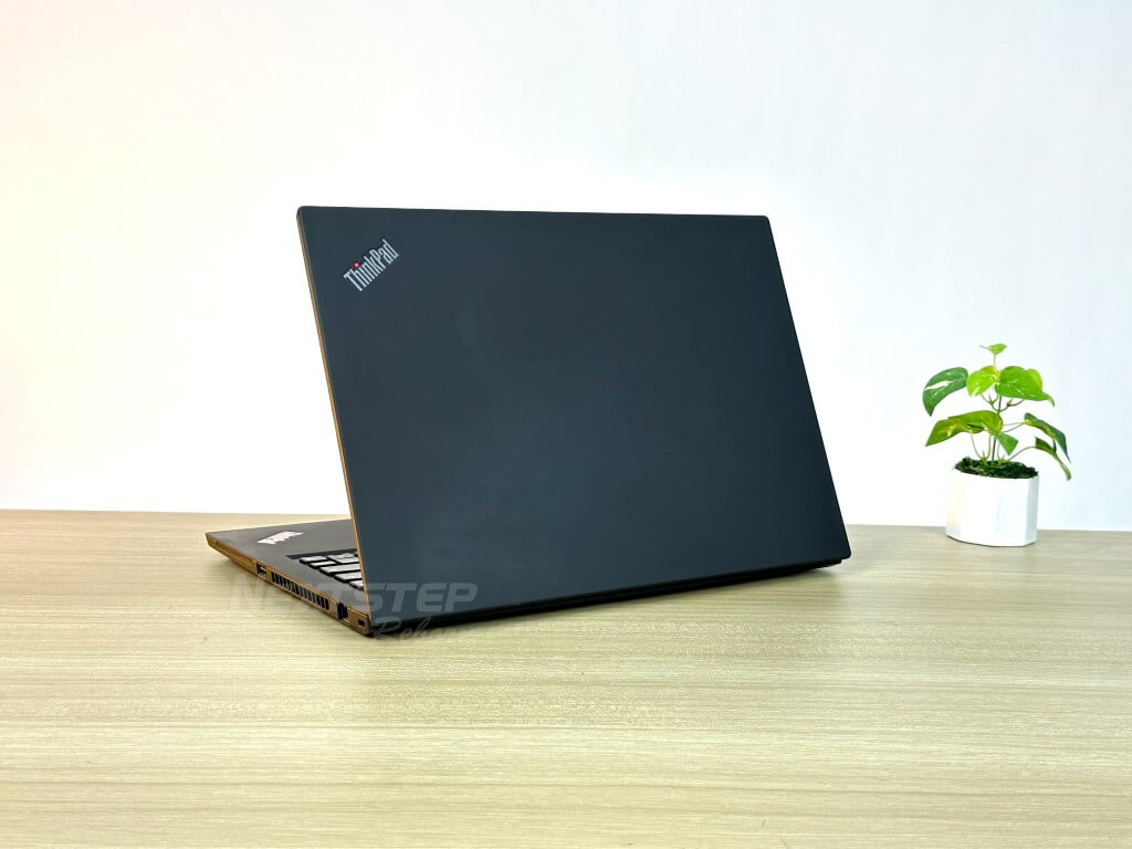 Notebook Lenovo ThinkPad T490 Core i5-10212U Ram 16GB M.2 512GB Intel UHD 14 IPS, Full HD (10) (Custom)