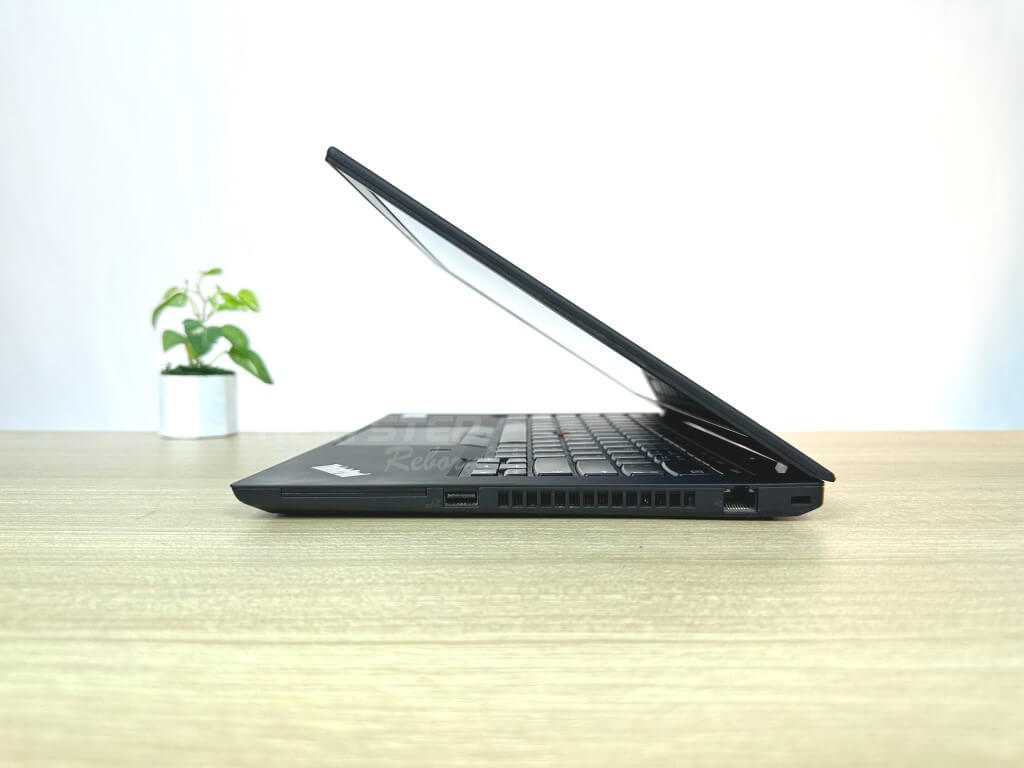 Notebook Lenovo ThinkPad T490 Core i5-10212U Ram 16GB M.2 512GB Intel UHD 14 IPS, Full HD (6) (Custom)
