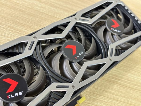 PNY GeForce RTX 3080 10GB XLR8 Gaming REVEL EPIC-X RGB Triple Fan (9) (Custom)