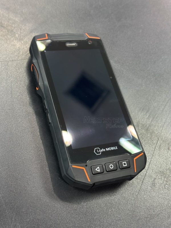 cover photo i.Safe Mobile IS520.1 มือถือสำหรับใช้ในอุตสาหกรรม (3)