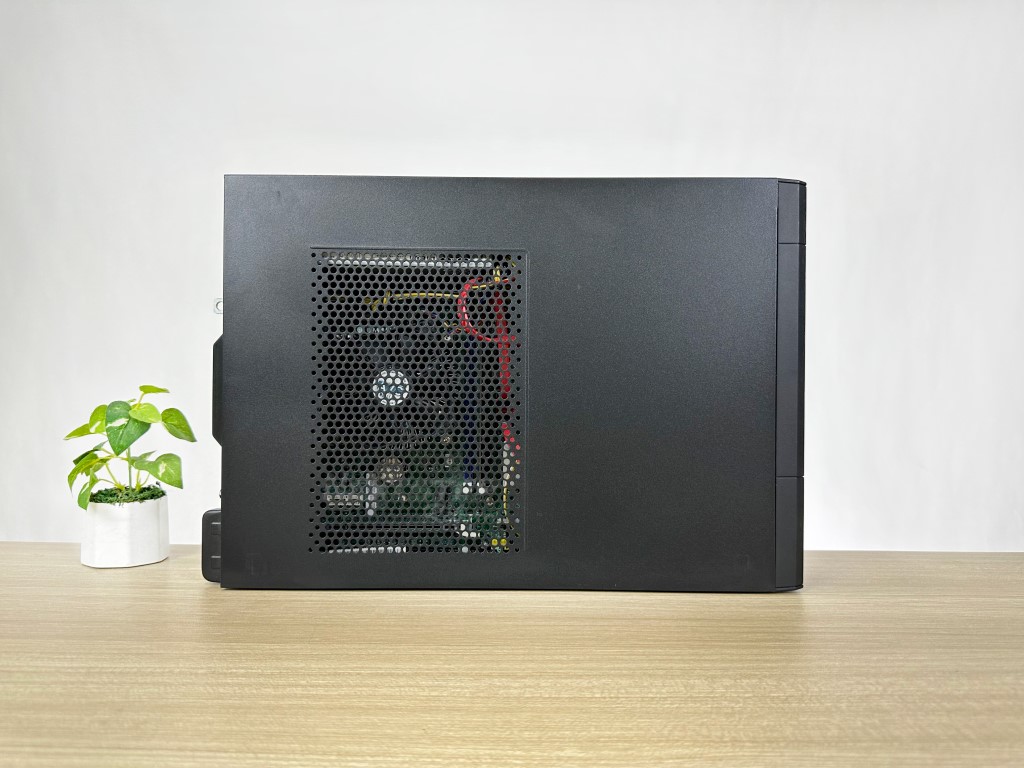 PC Acer Veriton X2640G i5 7400 8 ssd512 on rw 19.5 1024 (11)