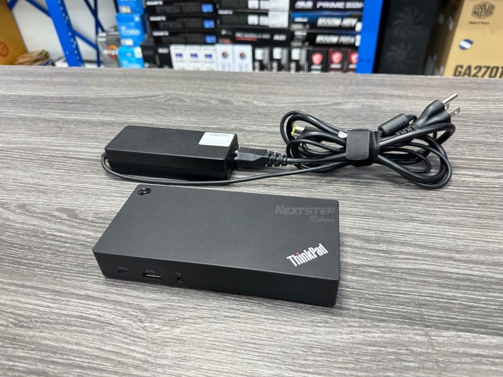 photo Lenovo ThinkPad USB-C Dock Gen 2 (3) (Custom)