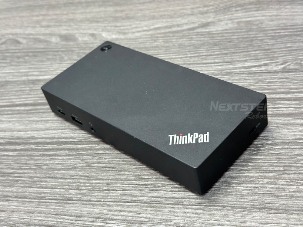 photo Lenovo ThinkPad USB-C Dock Gen 2 (8) (Custom)