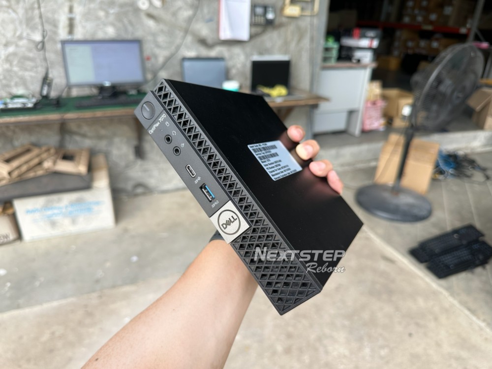 Dell Optiplex 7070 Mini PC i7 9700T 8 512 20 (9) (Custom)