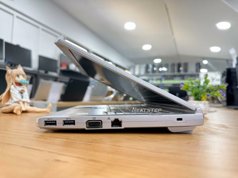 photo NB Panasonic Toughbook SV1 i5-1145G7 16 512 (3) (Custom)